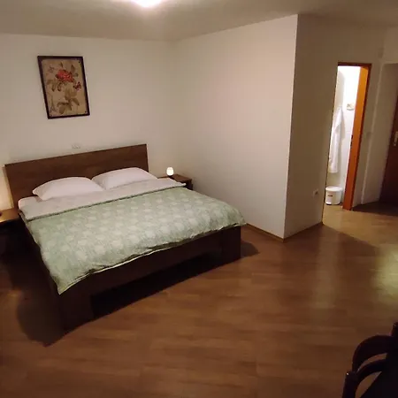 With Parking Space - 6995 Apartamento Umago