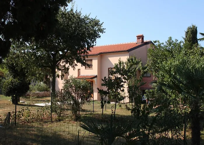 With Parking Space - 6995 아파트 *